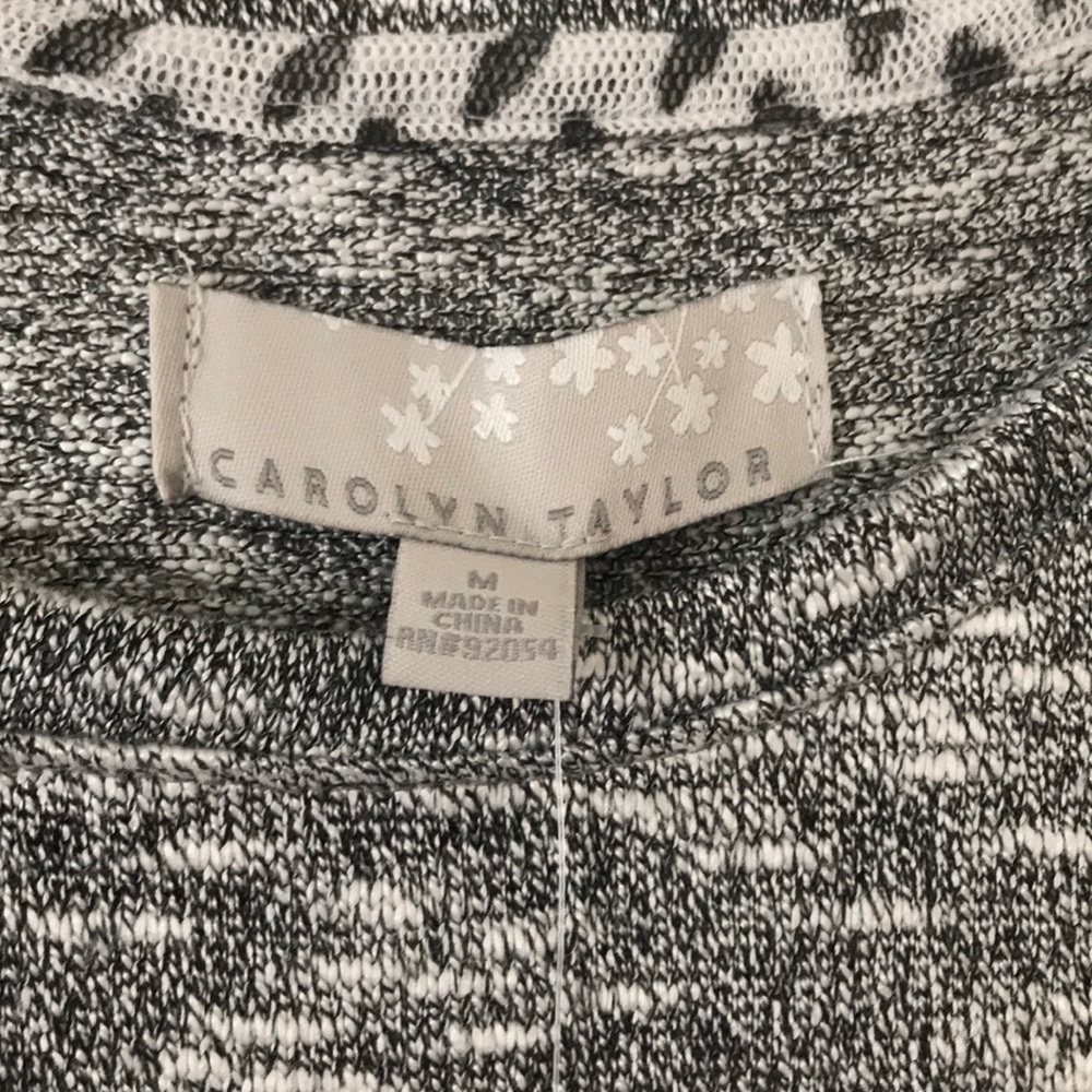Carolyn Taylor high/low layered look sweater. Ned - Picture 4 of 5